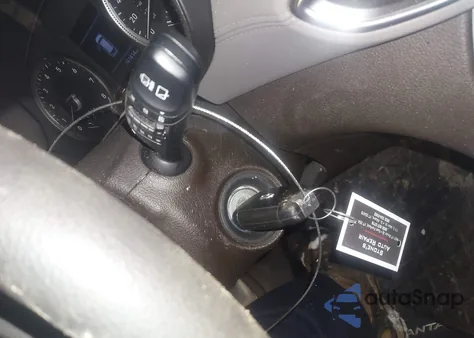 2019 Hyundai Santa Fe Se z USA, uszkodzony, nr VIN 5NMS2CAD9KH031370